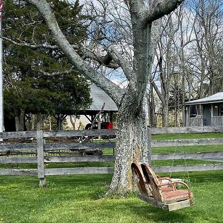 Bourbon Trail Cabin On The Farm Lawrenceburg Екстер'єр фото