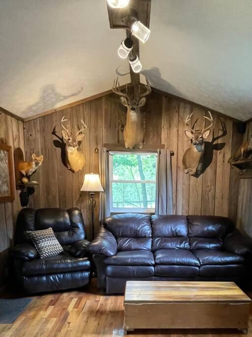 Bourbon Trail Cabin On The Farm Lawrenceburg Екстер'єр фото