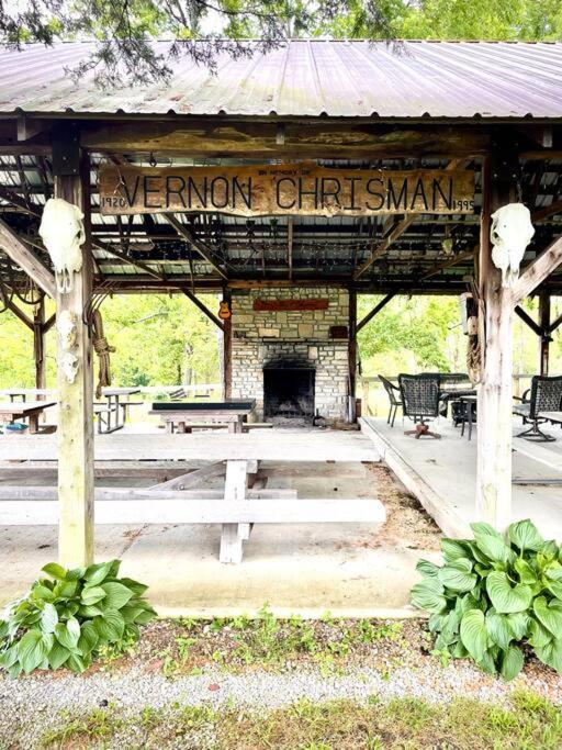 Bourbon Trail Cabin On The Farm Lawrenceburg Екстер'єр фото